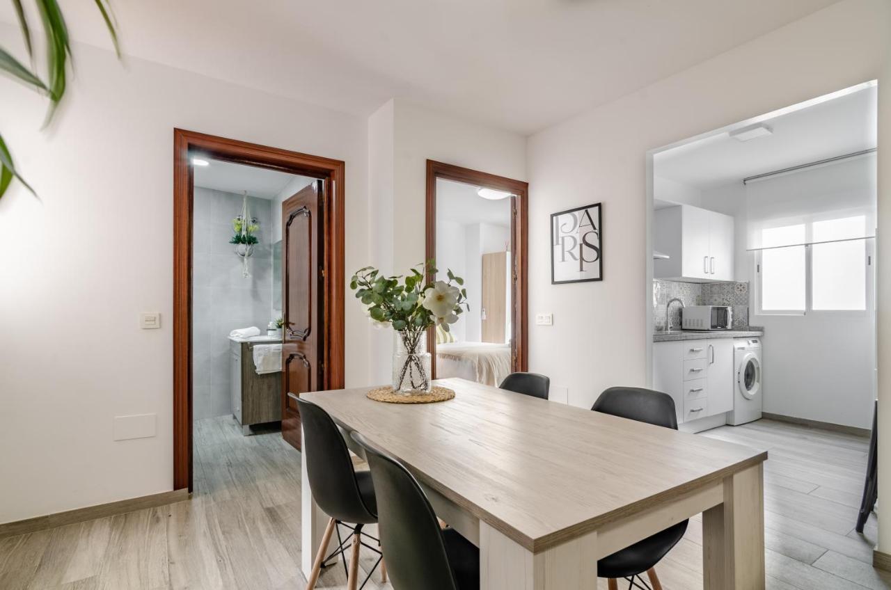 Wintowinrentals Your Home Steps From The Center 马拉加 外观 照片
