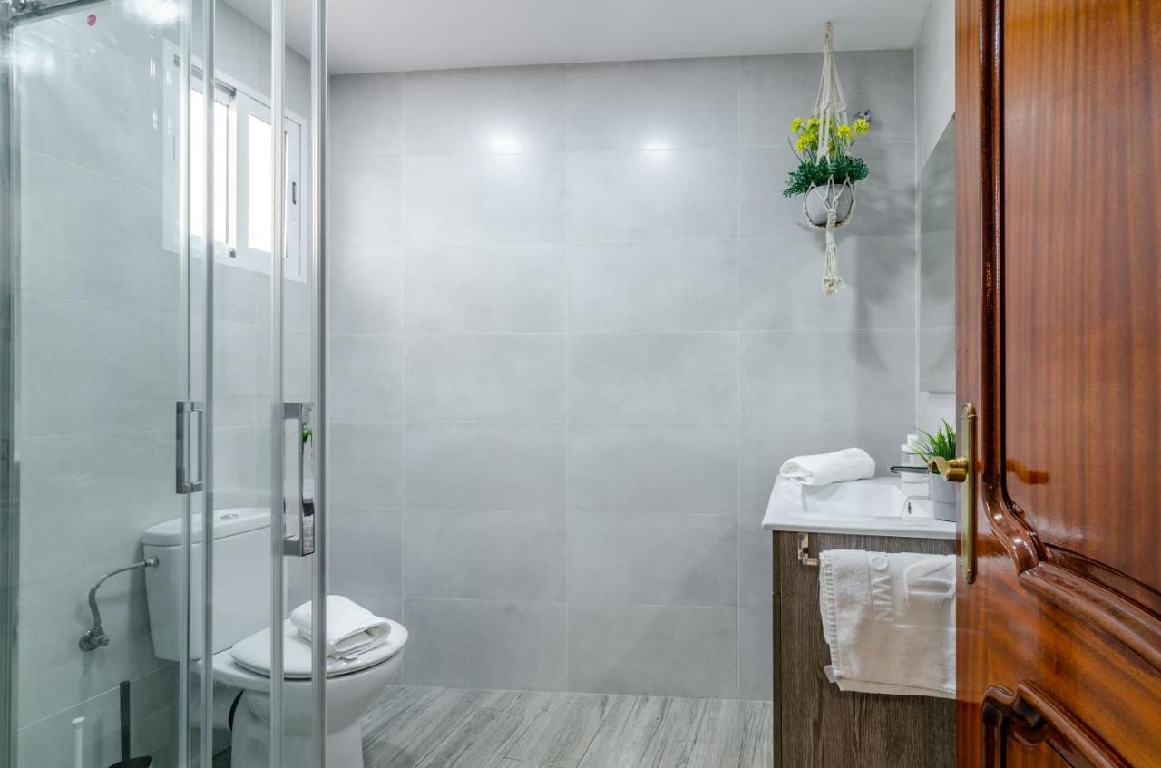Wintowinrentals Your Home Steps From The Center 马拉加 外观 照片