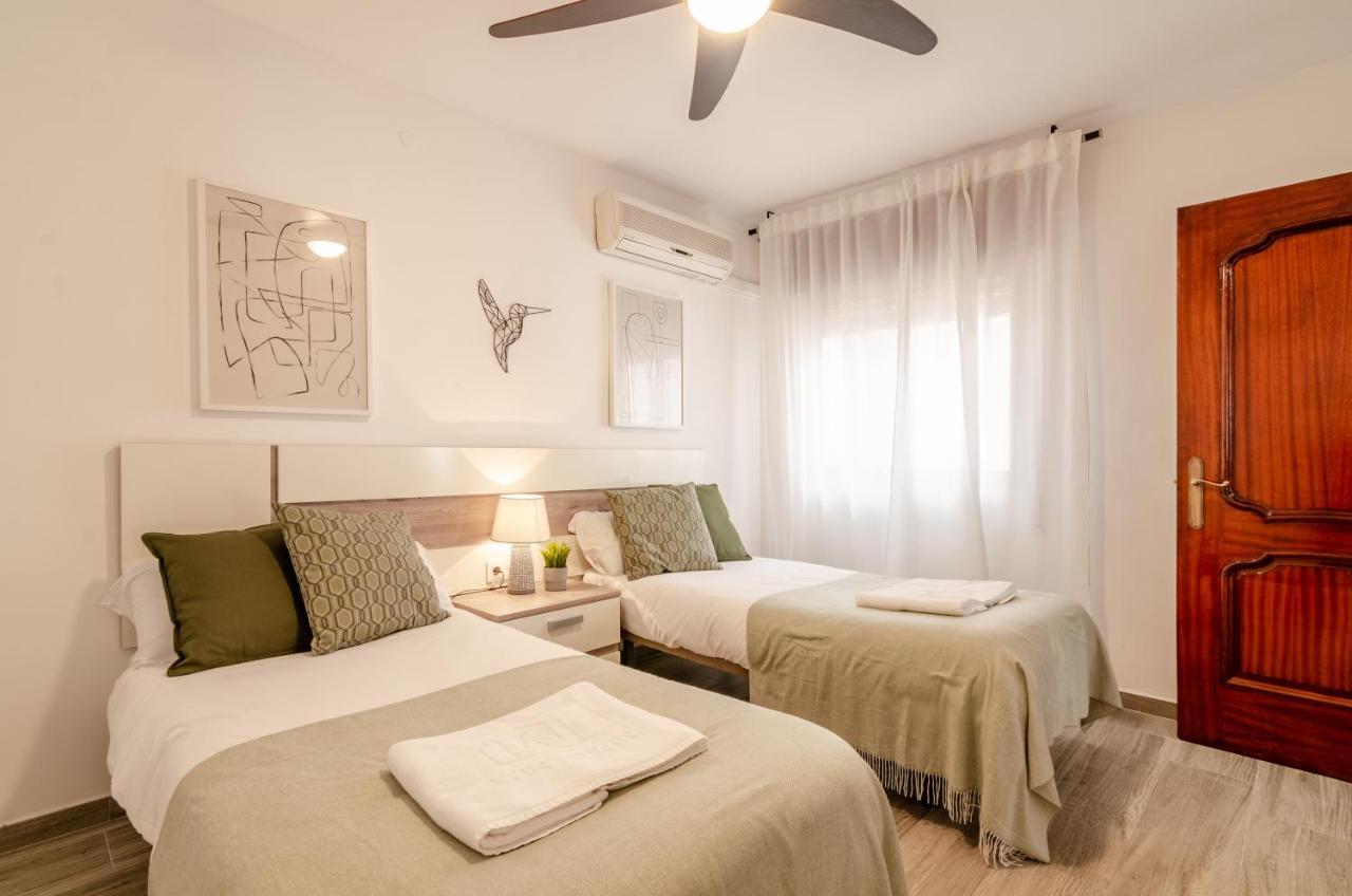 Wintowinrentals Your Home Steps From The Center 马拉加 外观 照片